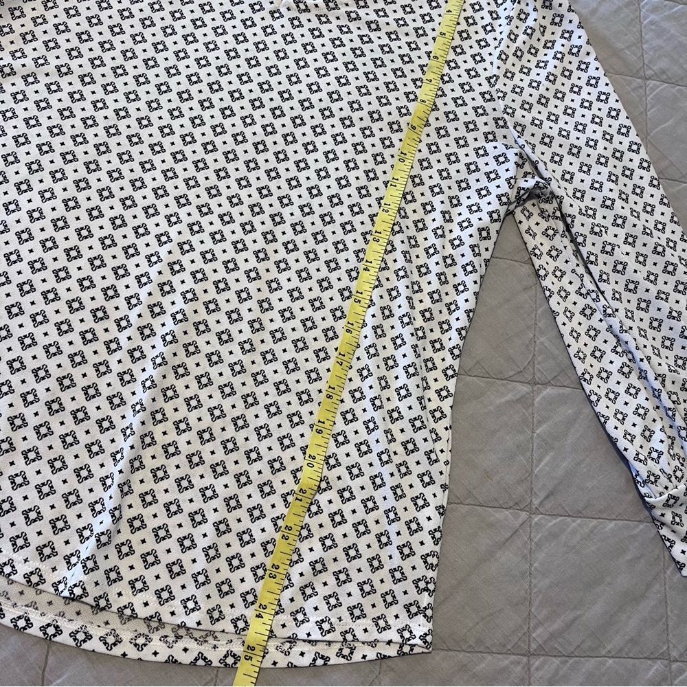 ADRIANNA PAPELL blouse - Picture 4 of 6